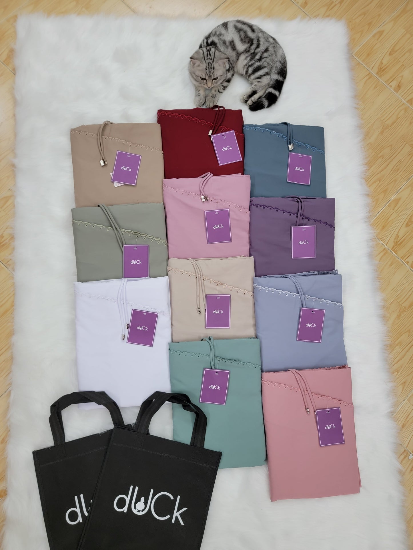 dUCk Inspired Scallop Telekung Collection Free Woven Bag (3DU)