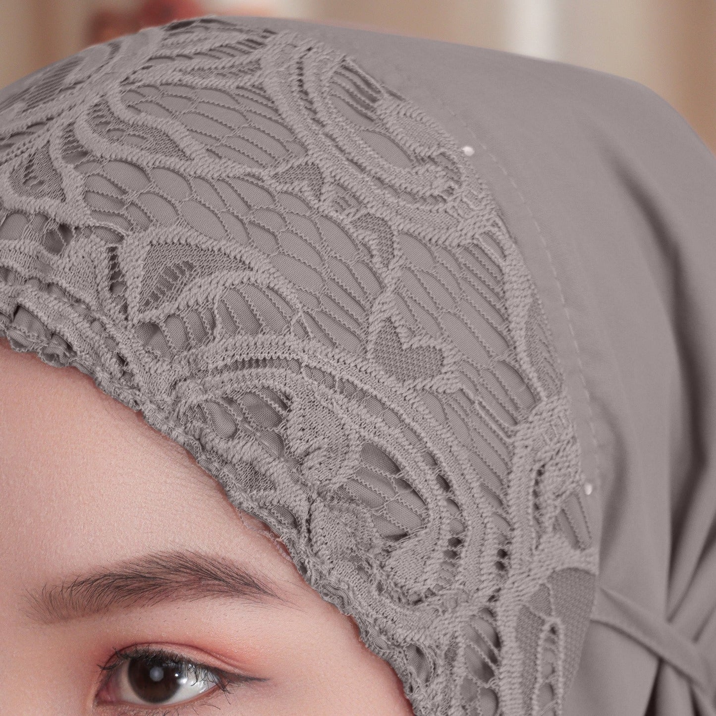 Telekung Siti Khadijah Inspired Modish Akasia Crystal Collection - Free Wovenbag (9TU)