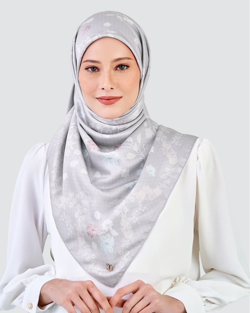Naelofar Kuntum SQ The Original Collection