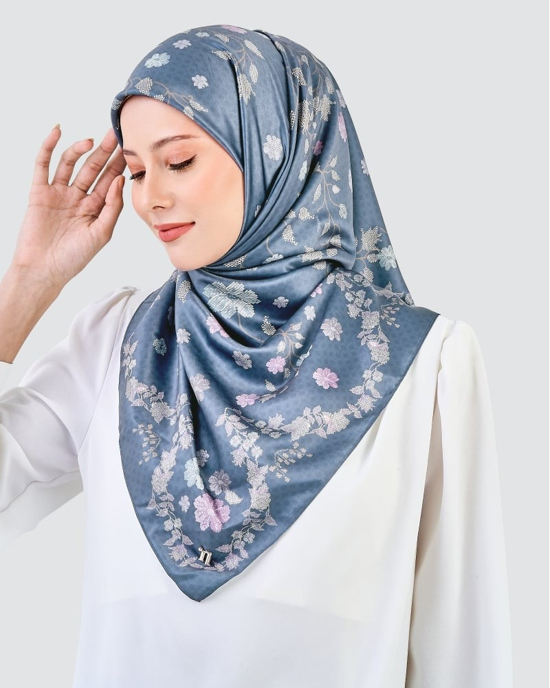 Naelofar Kuntum SQ The Original Collection