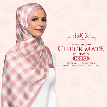 The Checkmate dUCk Shawl Eyelash Collection