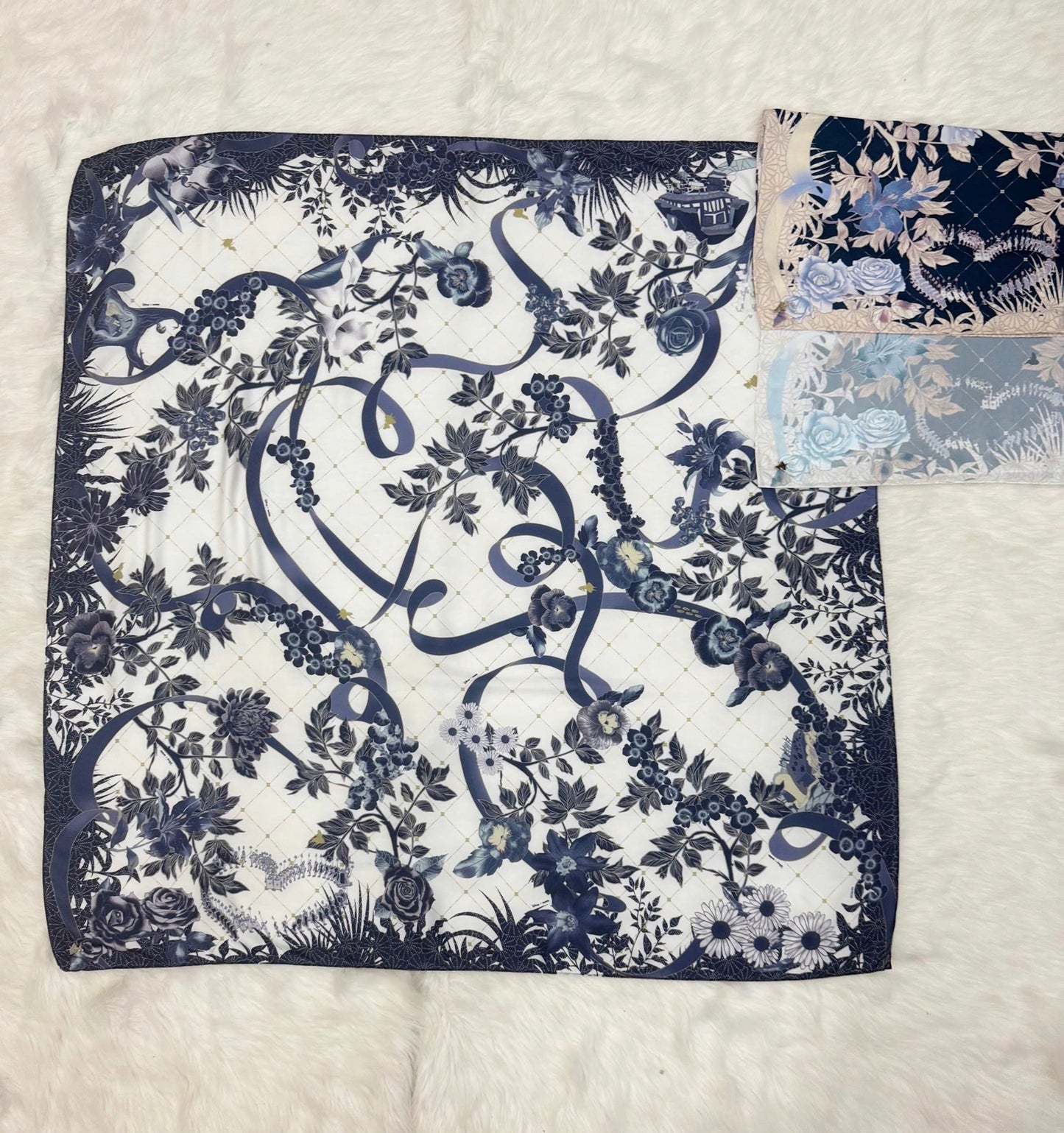 Naelofar Alice In Wonderland Square The Original Collection
