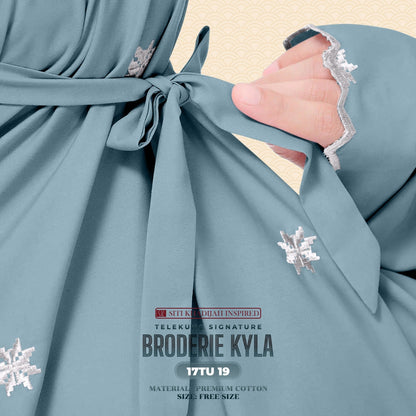 Telekung Siti Khadijah Inspired Broderie Kyla Collection Free Woven Bag (17TU)