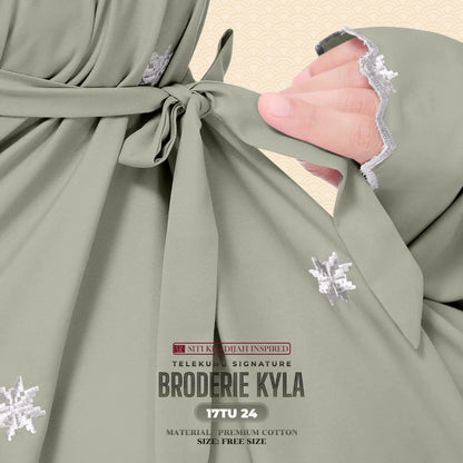 Telekung Siti Khadijah Inspired Broderie Kyla Collection Free Woven Bag (17TU)