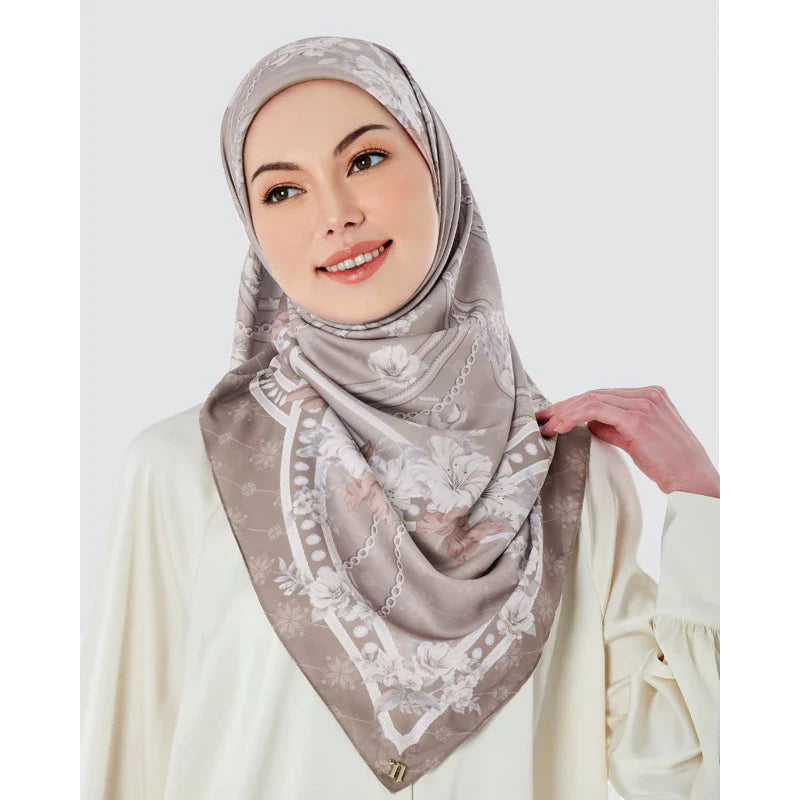 Naelofar Dayang Square The Original Collection