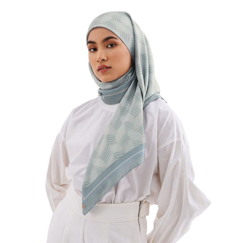 Naelofar Weave Square The Original Collection