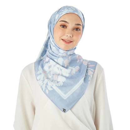 Naelofar The Kindness Mania Square The Original Collection