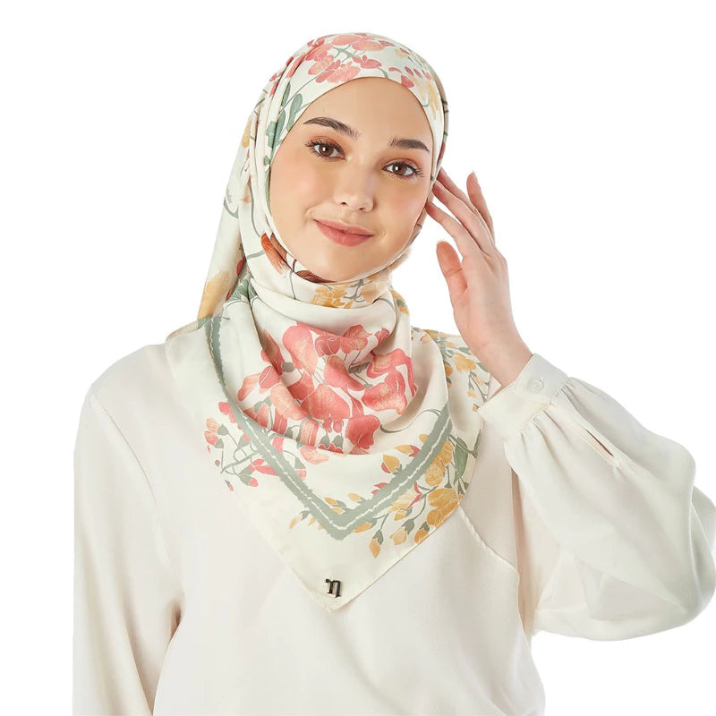 Naelofar The Kindness Mania Square The Original Collection